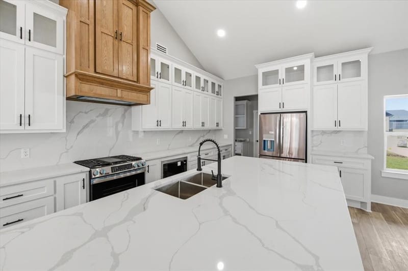 13015 Rainier Drive, Woodway TX 76712 - Photo 7