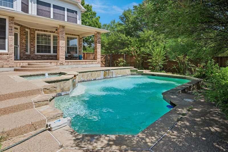 2000 Mulberry Way, Irving TX 75063 - Photo 32