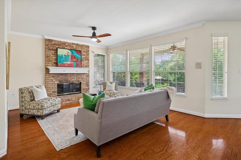 2000 Mulberry Way, Irving TX 75063 - Photo 9