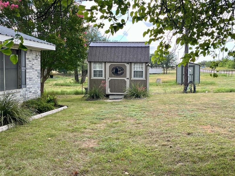 947 County Road 239, Hico TX 76457 - Photo 37