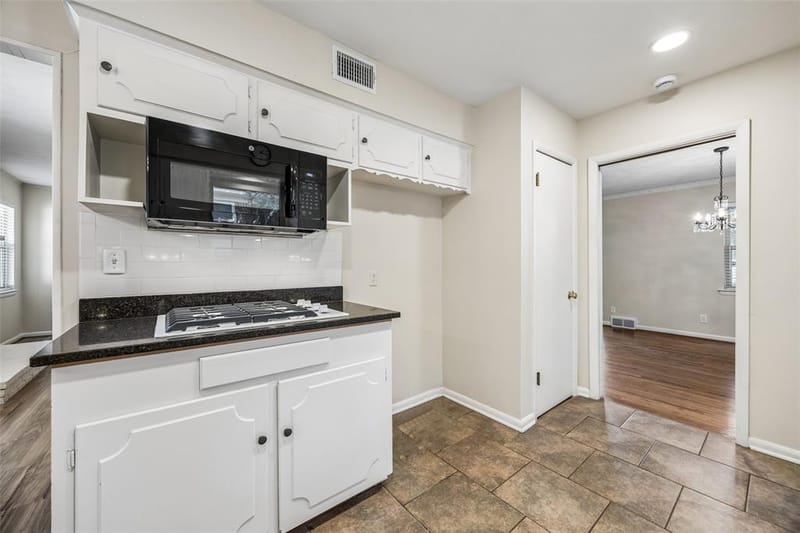 6147 Woodcrest Lane, Dallas TX 75214 - Photo 26