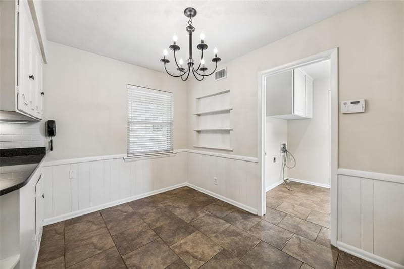 6147 Woodcrest Lane, Dallas TX 75214 - Photo 14