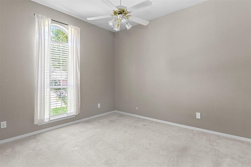 407 Dorcas Lane, Arlington TX 76013 - Photo 32
