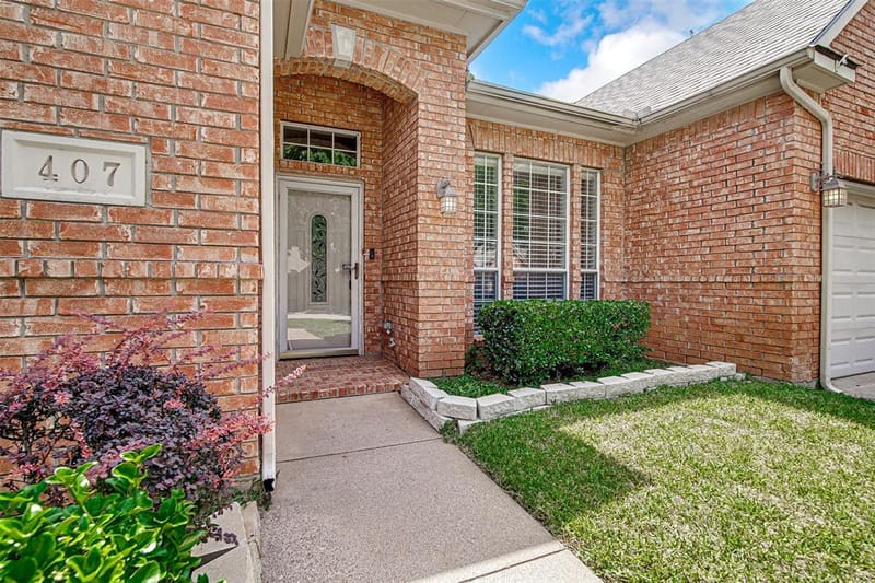 407 Dorcas Lane, Arlington TX 76013 - Photo 9