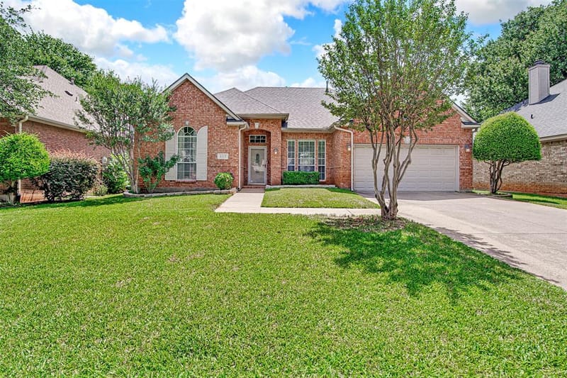407 Dorcas Lane, Arlington TX 76013 - Photo 8