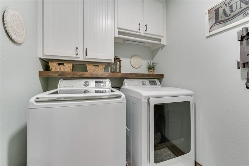 704 Carmen Ana Avenue, Grandview TX 76050 - Photo 27