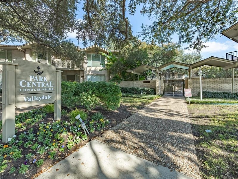 11102 Valleydale Drive # A, Dallas TX 75230 - Photo 28