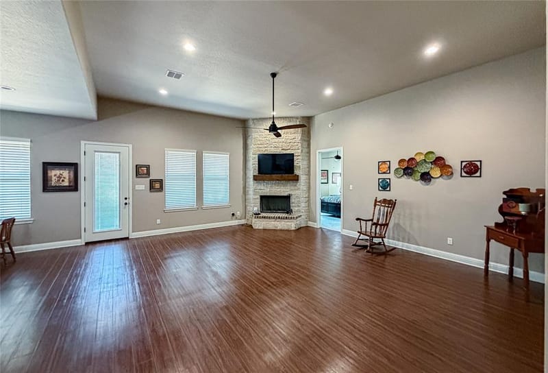 156 Windy Glen Drive, Decatur TX 76234 - Photo 6