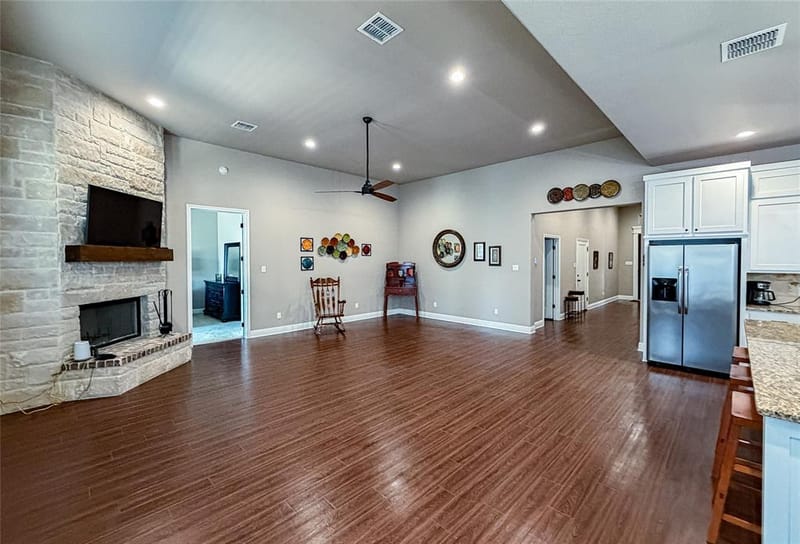 156 Windy Glen Drive, Decatur TX 76234 - Photo 10