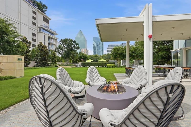1918 Olive Street # 704, Dallas TX 75201 - Photo 27
