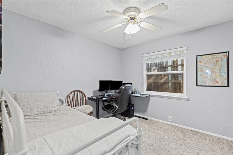 5117 Curzon Avenue, Fort Worth TX 76107 - Photo 16