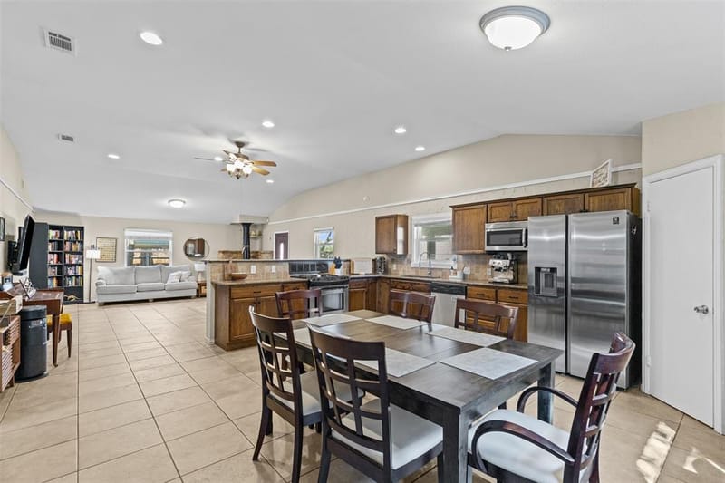 5117 Curzon Avenue, Fort Worth TX 76107 - Photo 10