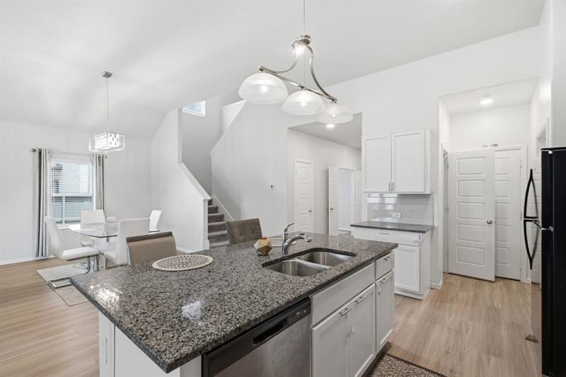 6921 Pampas Place, Venus TX 76084 - Photo 10