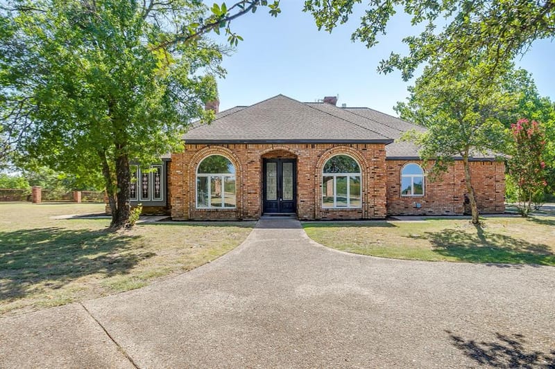 2625 Clear Lake Road, Weatherford TX 76087