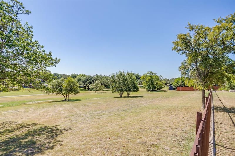 2625 Clear Lake Road, Weatherford TX 76087 - Photo 38