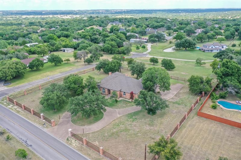 2625 Clear Lake Road, Weatherford TX 76087 - Photo 39