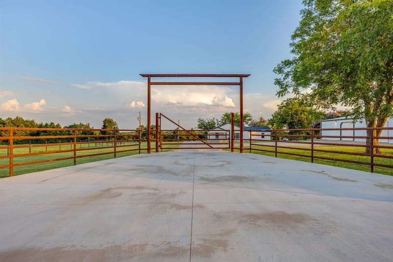 1778 County Road 217, Collinsville TX 76233 - Photo 4