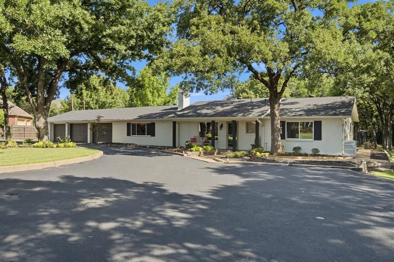 3001 Curry Road, Arlington TX 76001 - Photo 4