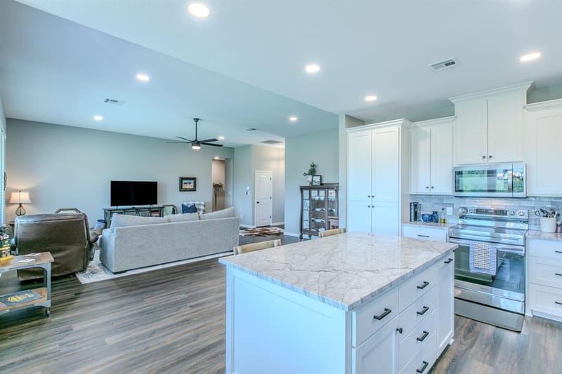 5305 Black Horse Court, Waco TX 76708 - Photo 7