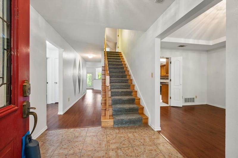 3425 Bridlegate Drive, Arlington TX 76016 - Photo 6