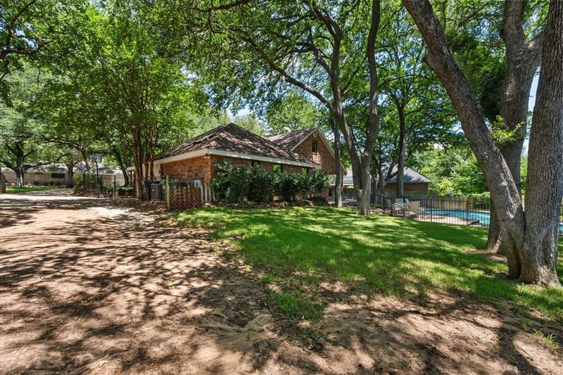 3425 Bridlegate Drive, Arlington TX 76016 - Photo 37