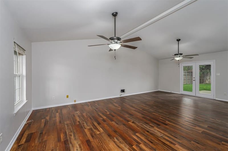 128 Kingsbridge Drive, Garland TX 75040 - Photo 6