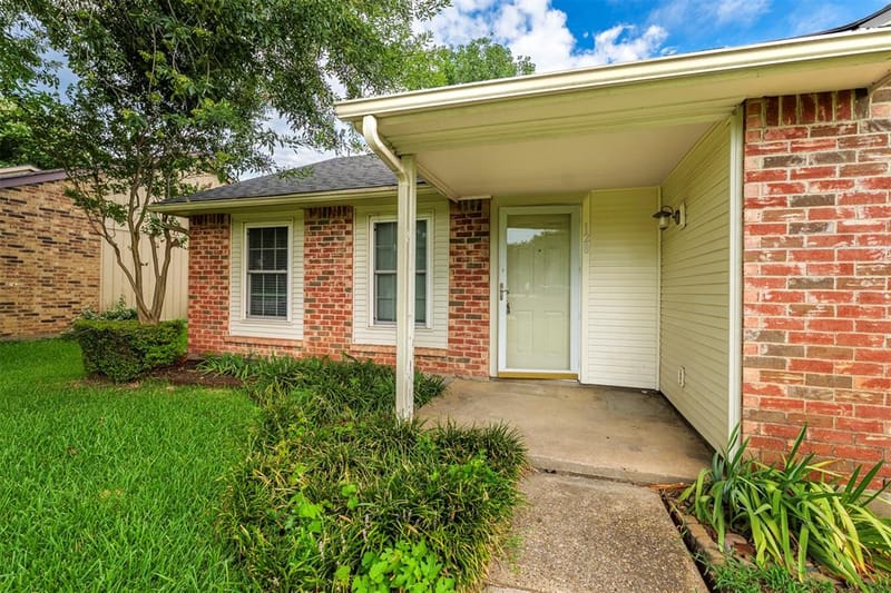 128 Kingsbridge Drive, Garland TX 75040 - Photo 3