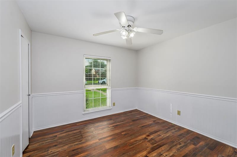 128 Kingsbridge Drive, Garland TX 75040 - Photo 10
