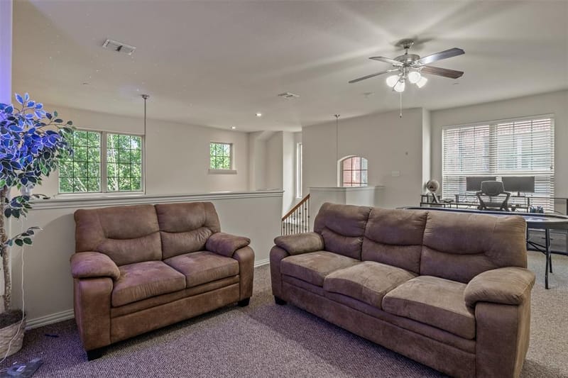 8712 Iron Horse Drive, Irving TX 75063 - Photo 17