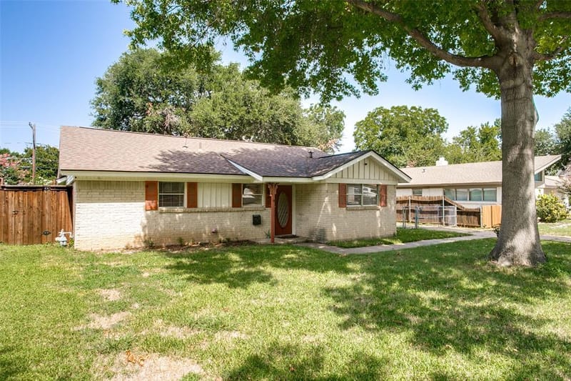 412 Franklin Drive, Euless TX 76040 - Photo 2