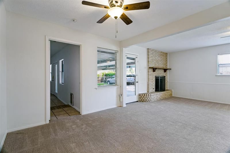 412 Franklin Drive, Euless TX 76040 - Photo 12