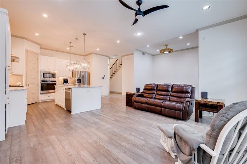 7124 Soto Street, Dallas TX 75223 - Photo 7
