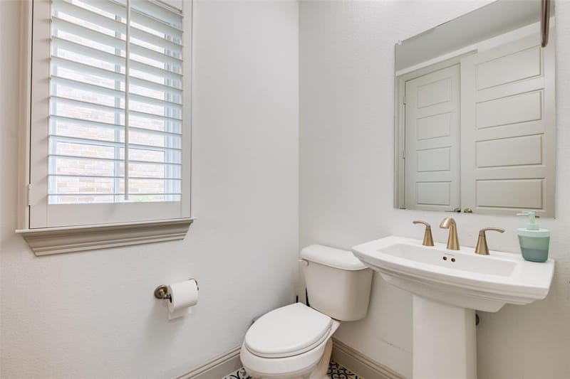 7124 Soto Street, Dallas TX 75223 - Photo 11