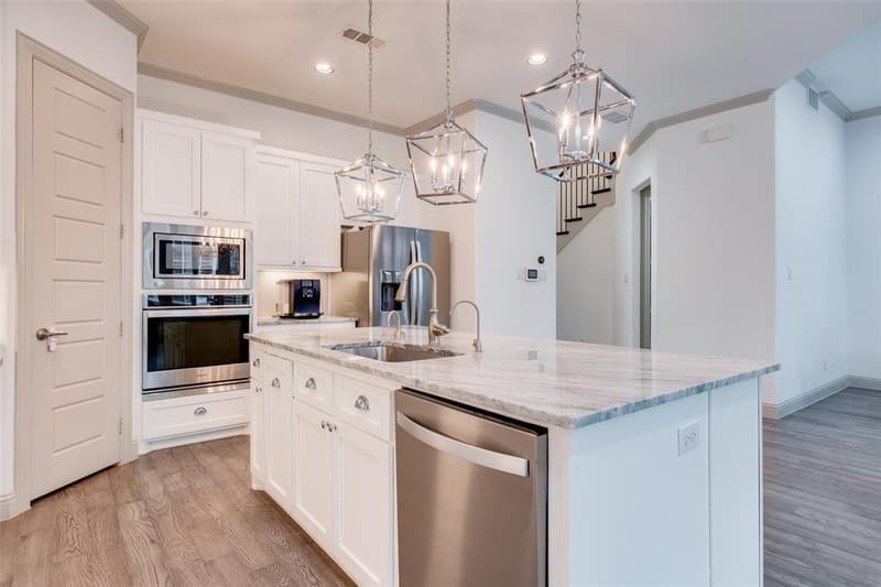 7124 Soto Street, Dallas TX 75223 - Photo 4