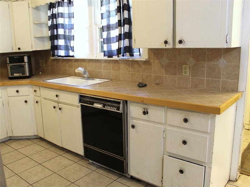 860 N Harbin Drive, Stephenville TX 76401 - Photo 8
