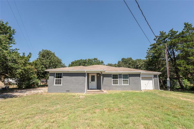 304 Jack Grace Hill Road, Bowie TX 76230 - Photo 5