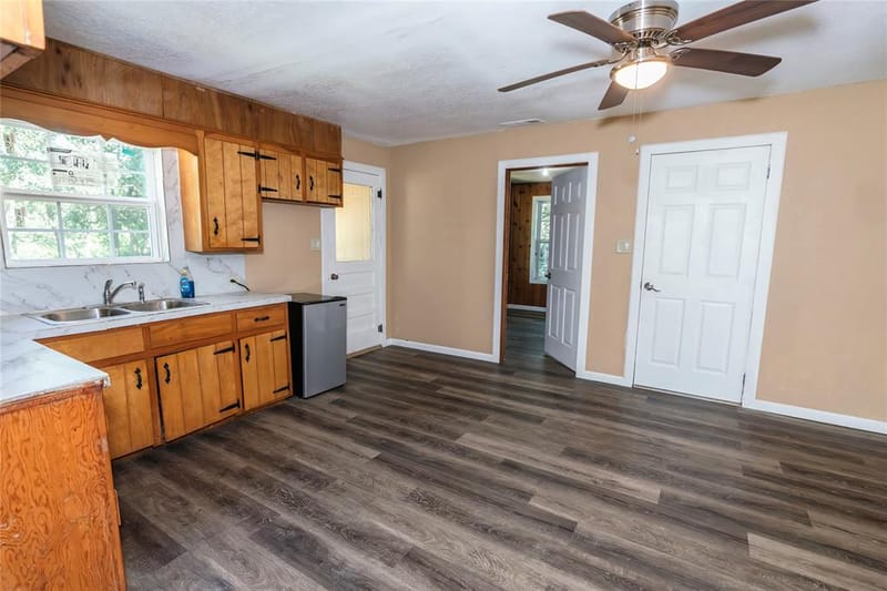 304 Jack Grace Hill Road, Bowie TX 76230 - Photo 18