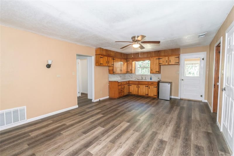 304 Jack Grace Hill Road, Bowie TX 76230 - Photo 19