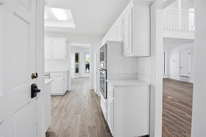 6701 Mt Vernon Court, Arlington TX 76017 - Photo 13