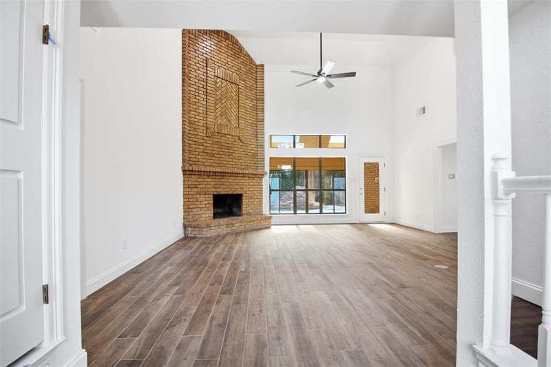 6701 Mt Vernon Court, Arlington TX 76017 - Photo 10