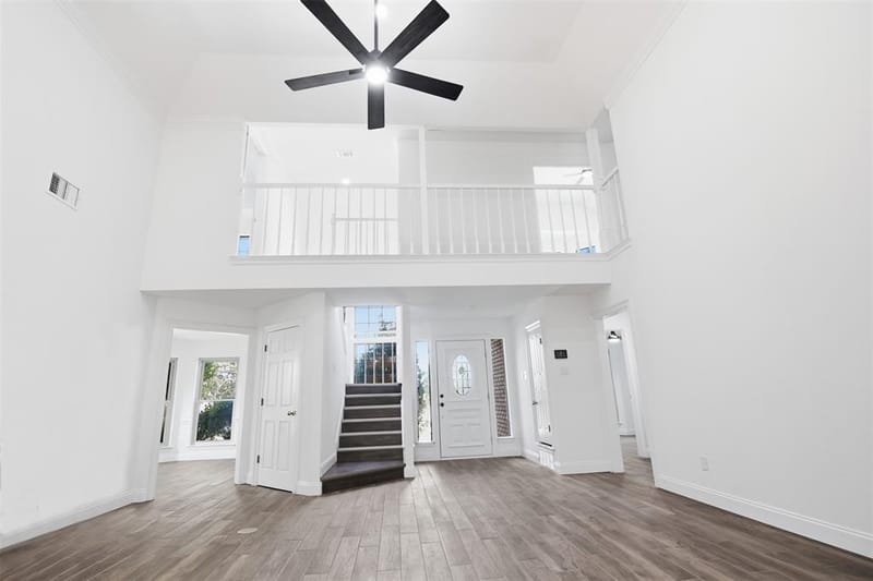 6701 Mt Vernon Court, Arlington TX 76017 - Photo 8