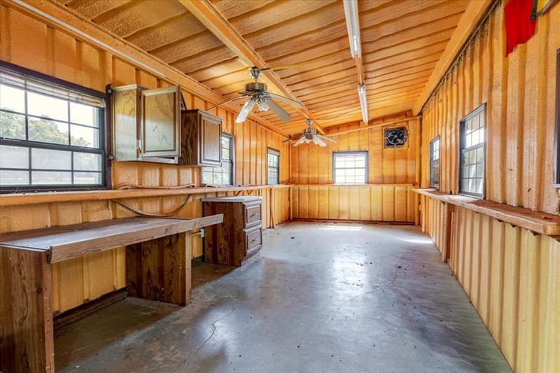 3637 Highway 281 N, Jacksboro TX 76458 - Photo 20