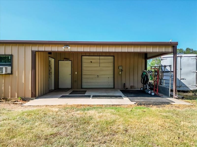 3637 Highway 281 N, Jacksboro TX 76458 - Photo 33