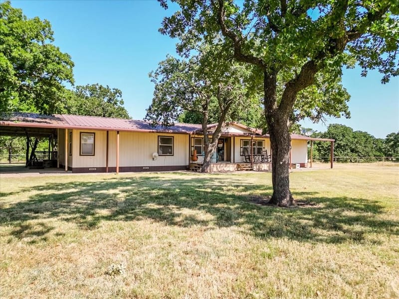3637 Highway 281 N, Jacksboro TX 76458 - Photo 4