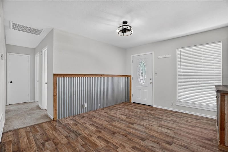 186 Garnet Road, Springtown TX 76082 - Photo 5