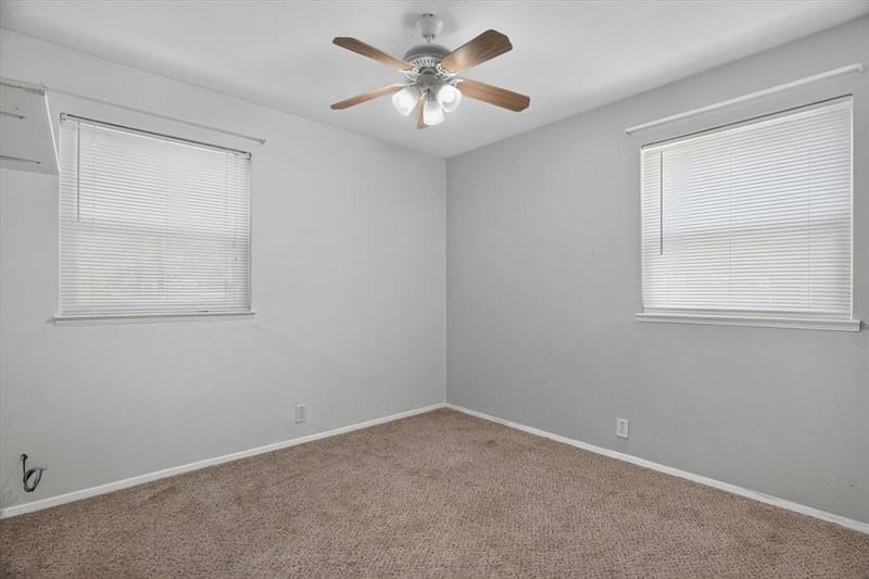186 Garnet Road, Springtown TX 76082 - Photo 24