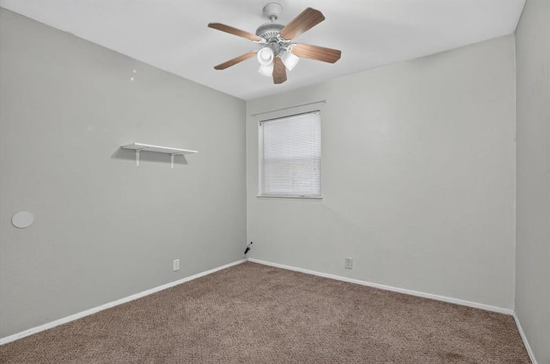 186 Garnet Road, Springtown TX 76082 - Photo 25