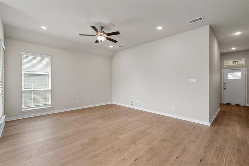 3224 Dottavio, Lorena TX 76655 - Photo 5