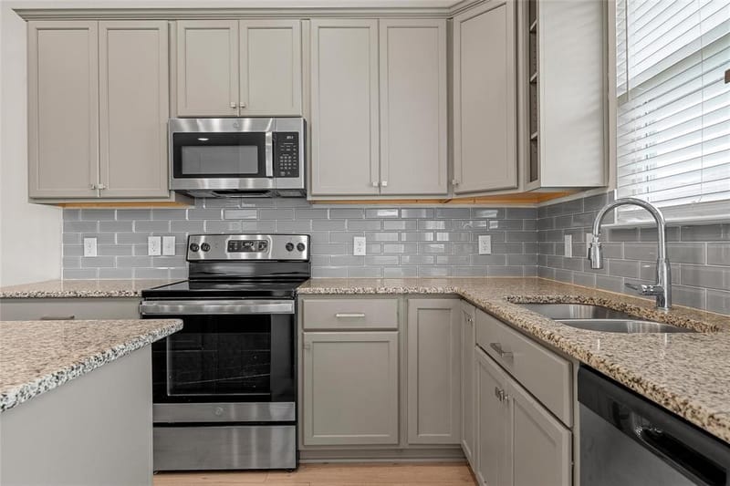 3224 Dottavio, Lorena TX 76655 - Photo 14