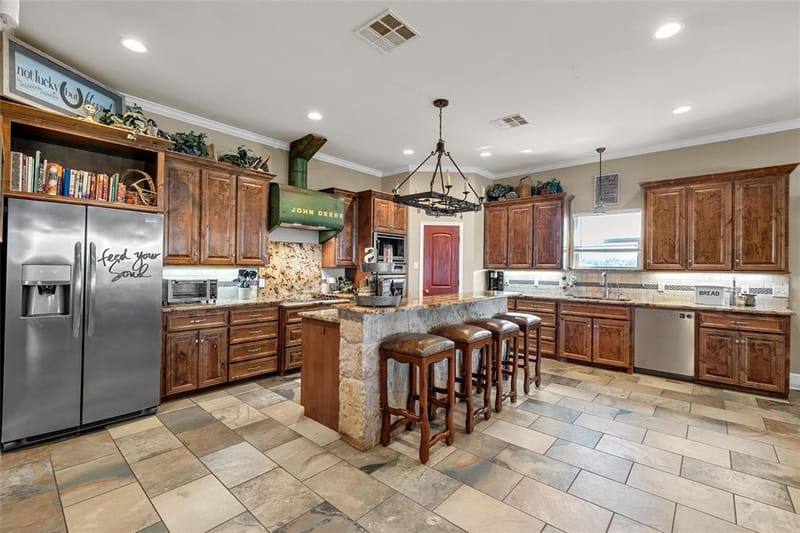 180 Hcr 2224 E, Aquilla TX 76622 - Photo 8